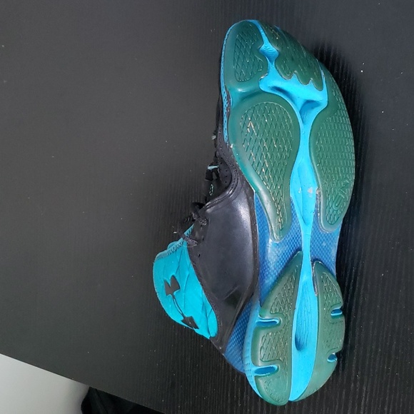 Under Armour Micro G Cam Newton SZ.8.5 Pre-owned Blue& Black. hi top - Picture 3 of 8